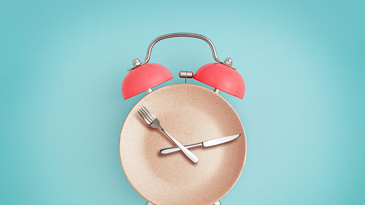 Fasten, Fastenzeit, Uhr, Essen