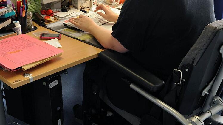 Schwerbehinderte konnten vom positiven Trend auf dem Arbeitsmarkt bisher nicht profitieren. Foto: dpa
