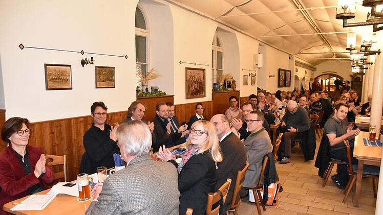 Beste Stimmung zur Hauptversammlung Uschi Prawitz
