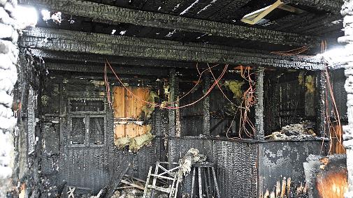 Die Kripo hat einen dringend Tatverdächtigen in Kassel festgenommen, der eine Gartenhütte bei Trimberg in Brand gesetzt haben und in eine weitere eingebrochen sein soll.