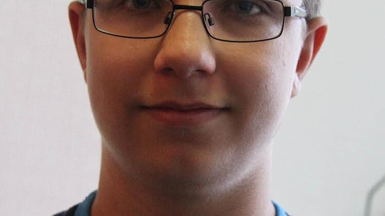 Dominik Müller (13): "So einen 3D-Drucker brauchen wir unbedingt. So können wir das Niveau der Schulausstattung steigern.