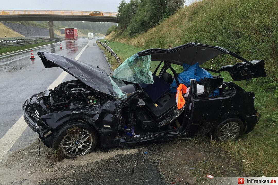 Schwerer Unfall auf A93 bei Höchstädt