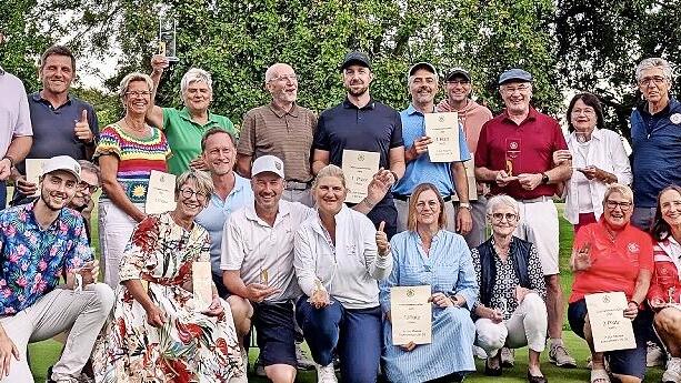 Die Siegerinnen und Sieger der Einzel-Clubmeisterschaften.