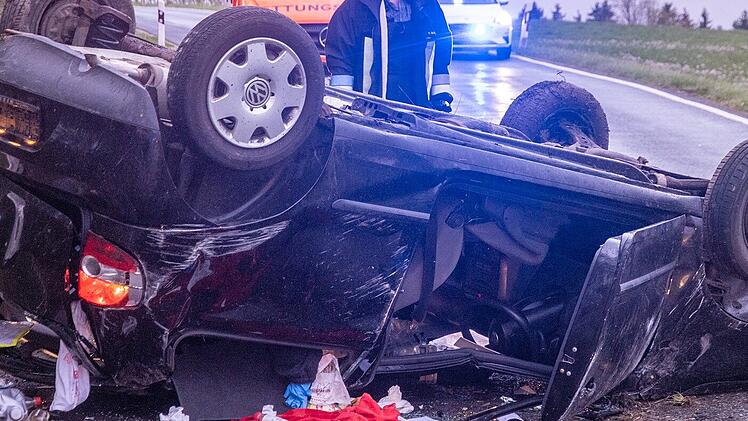 Vier Verletzte bei Unfall im Landkreis Bamberg am Sonntag (25.4.2022=