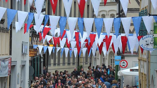 Ist die Sandkerwa in Bamberg 2017 noch zu retten? Foto: Archiv/Ronald Rinklef
