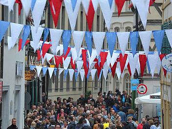 Ist die Sandkerwa in Bamberg 2017 noch zu retten? Foto: Archiv/Ronald Rinklef