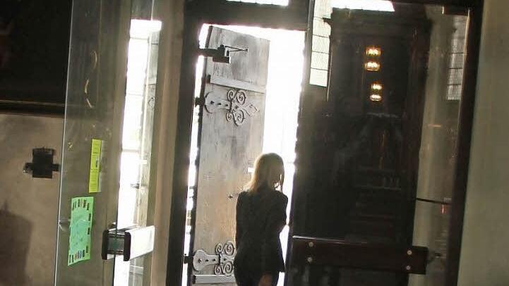 Darf jemand, der aus der Kirche ausgetreten ist, wieder zurück?  Foto: Ekkehard Roepert