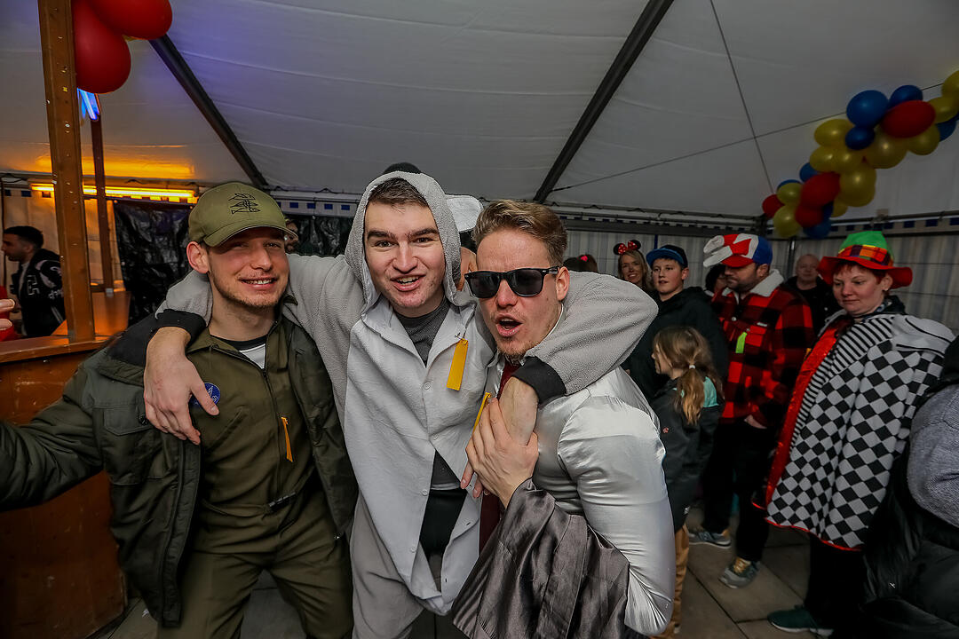 Fasching in Poppenlauer 2024!