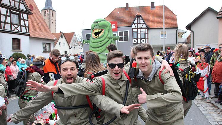 Gaudiwurm in Steinach Foto: Benedikt Borst