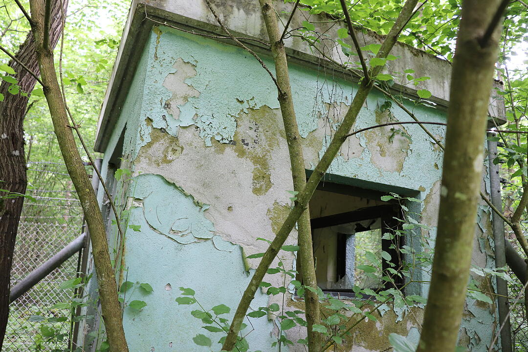 Lost Place US-Waffenbunker im Wald
