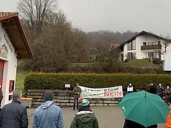 Bürgerinnen und Bürger informierten sich in Römershag über die Stromtrasse.