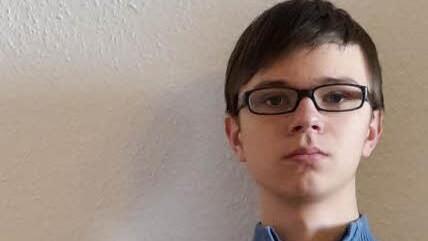 "Eigentlich übe ich zu wenig", meint Jens Elflein. Der junge Mann, der sich nebenbei auch noch für das Abitur vorbereitet, sitzt etwa drei Stunden in der Woche an der Orgel. Und dieser Aufwand hat sich gelohnt. Bei "Jugend musiziert" konnte er in seiner Altersklasse 24 von 25 Punkten holen.