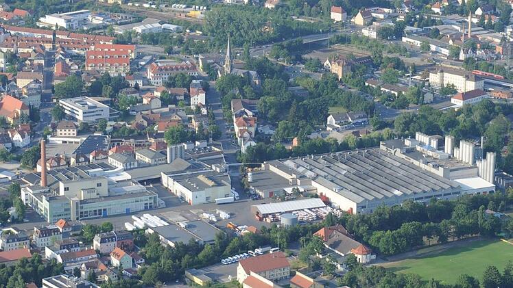 Bei dem Spezialfolienproduzenten im  Herzen Forchheims bricht eine neue Zeit an. Foto: Ronald Rinklef
