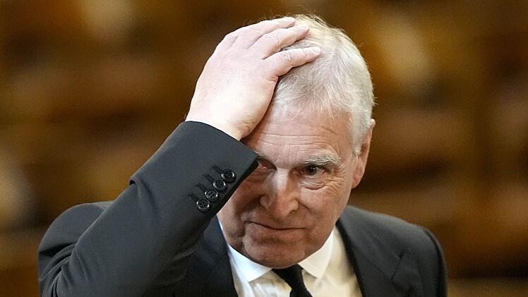 Zahlreiche Skandale machten den einstigen Prinz Andrew zur Persona non grata im britischen Königshaus.