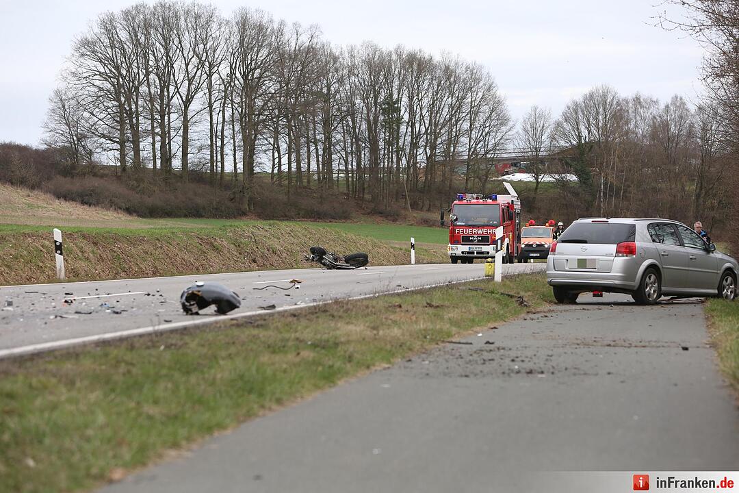 Trauriger Frühlingsanfang: 16-Jähriger Motorradfahrer tödlich verunglückt