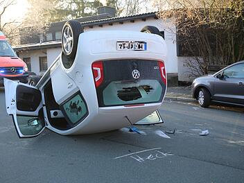 Bei einem Unfall in Hof gab es am Mittwoch zwei verletzte Personen. Foto: News5 / Fricke
