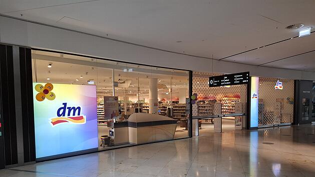 Erlangen Arcaden: Neue dm-Filiale hat seit Dienstag ge&ouml;ffnet