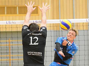 Kommando zurück: Hammelburgs Neu-Libero Lukas Spachmann darf beim Frankenderby in Schwaig wieder angreifen Foto: ssp