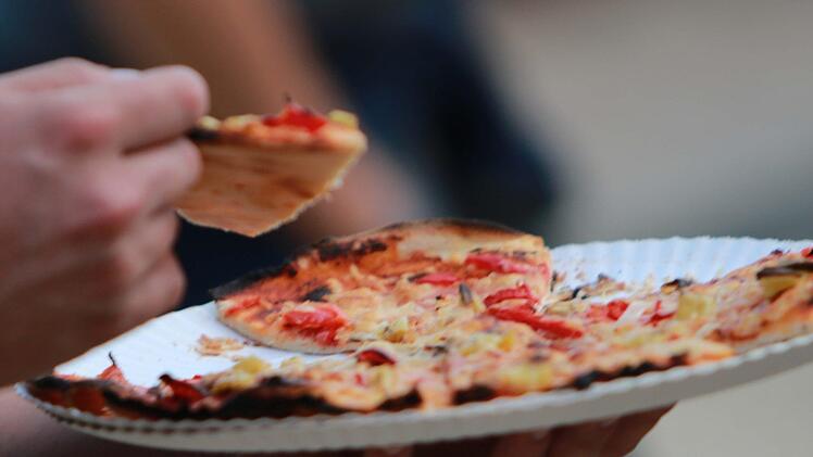 Seiler & Speer begeisterten das Publikum im Schlosshof von Tambach. Foto: Jochen Berger