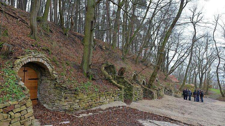 Die Kellergasse in Unterhaid erscheint jetzt auch auf der "klingenden Landkarte Bayerns".  Fotos: Ronald Rinklef