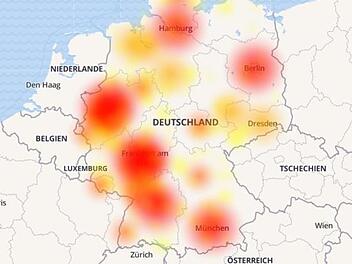 Die St&ouml;rungskarte zeigt die Ausf&auml;lle bei O2 am Dienstagnachmittag. Screenshot: allestoerung.de
