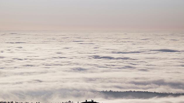 Platz 1 des Fotowettbewerbs: Mariella Heinm&uuml;ller hat das Wolkenmeer auf der Wasserkuppe festgehalten.  Foto: Mariella Heinm&uuml;ller