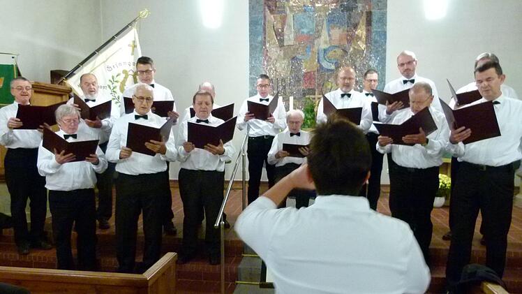 Die Sänger im Jubiläumsjahr Foto: Lothar Weidner