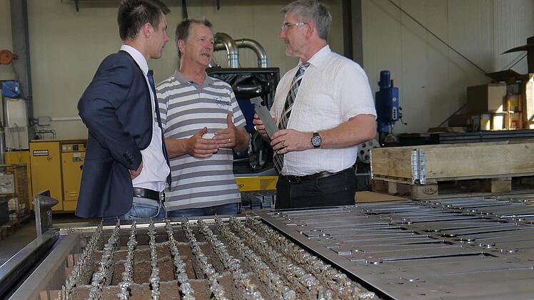 Betriebsbesichtigung bei der Firma Dressel in Weidhausen. Foto: Berthold Köhler