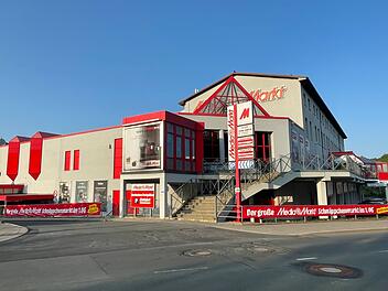 Hof: Media Markt äußert sich zu Schließungsgerüchten - Aktion sorgt für Verwirrung