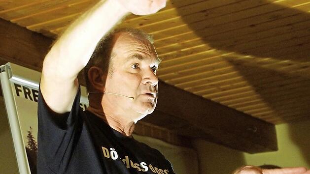 Fredi Breunig bei seinem Auftritt in Gro&szlig;wenkheim. Foto: Anton Then