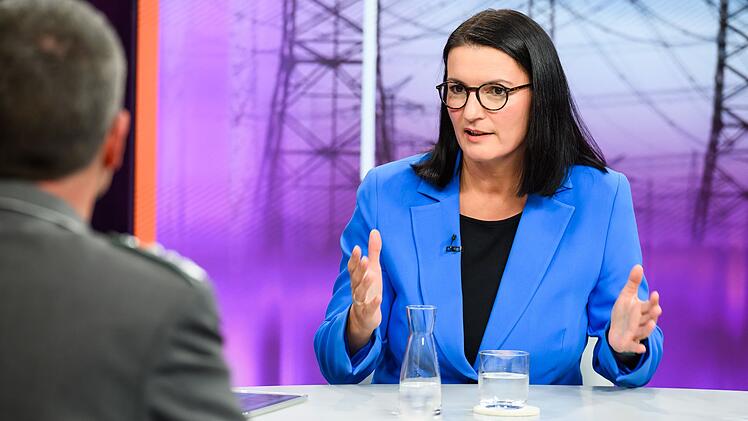 Grünen-Politikerin Irene Mihalic warf der Regierung vor, "mit den Perspektiven der Menschen" zu spielen.