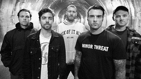"Stick to your guns" kommt nach Prölsdorf.  Foto: pr