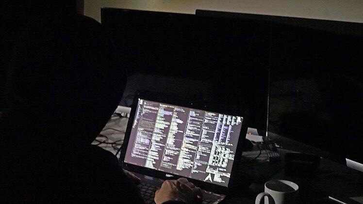 Auf N&uuml;rnberger Schulen gab es einen Hacker-Angriff. Symbolfoto: Paul Zinken/dpa