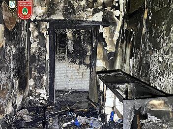 Fürth: Familie mit vier Kleinkindern verliert bei Flammeninferno alles - Sportverein bittet um Hilfe