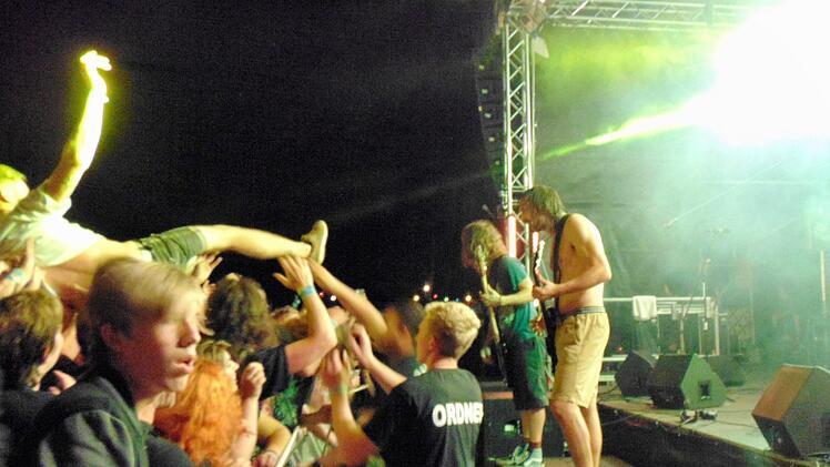 Fans in Aktion