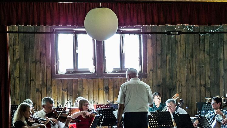 Impressionen von der Kaffeehausmusik mit dem Musizierkreis Neustadt in MeilschnitzFoto: Jochen Berger