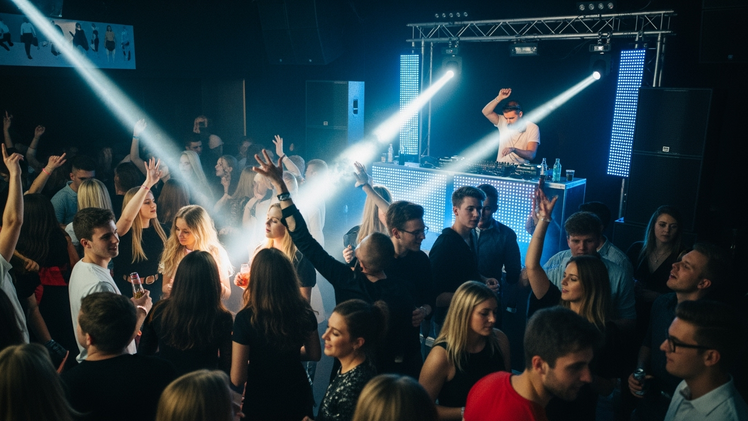 Disco, Diskothek, Club, Nachtclub, Tanzen, Musik, DJ, Party-Location