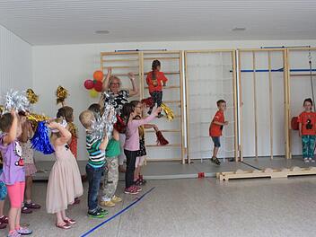 Die Kinder der Maintal-Kita in Schönbrunn können sich über neue Turngeräte im neugestalteten Turnraum freuen. Jutta Rudel