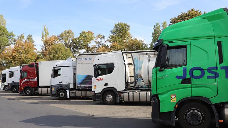 Sonntagsfahrverbot f&uuml;r Lkw in Nordrhein-Westfalen gelockert
