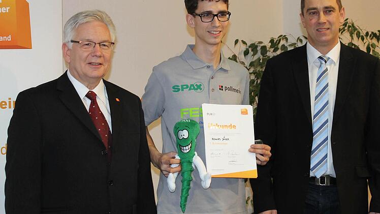 Richard Jäger aus Brandenburg gewinnt den Bundeswettbewerb. Dennoch wird er 2017 zu alt sein, um bei der WM in Abu Dhabi antreten zu dürfen.