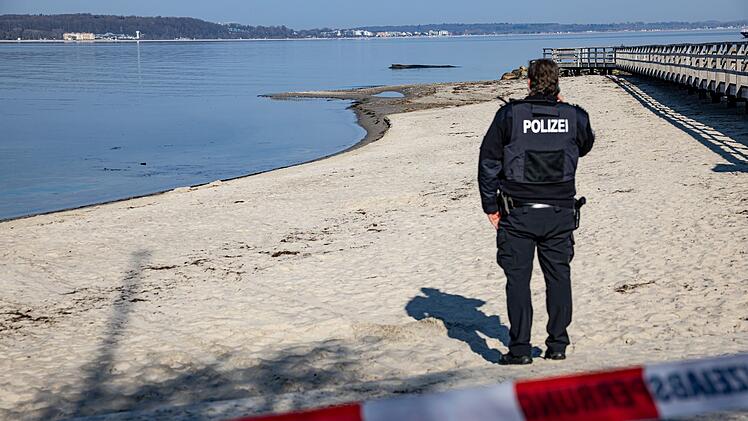 Wal an der Ostseek&uuml;ste gestrandet &ndash; Rettung l&auml;uft