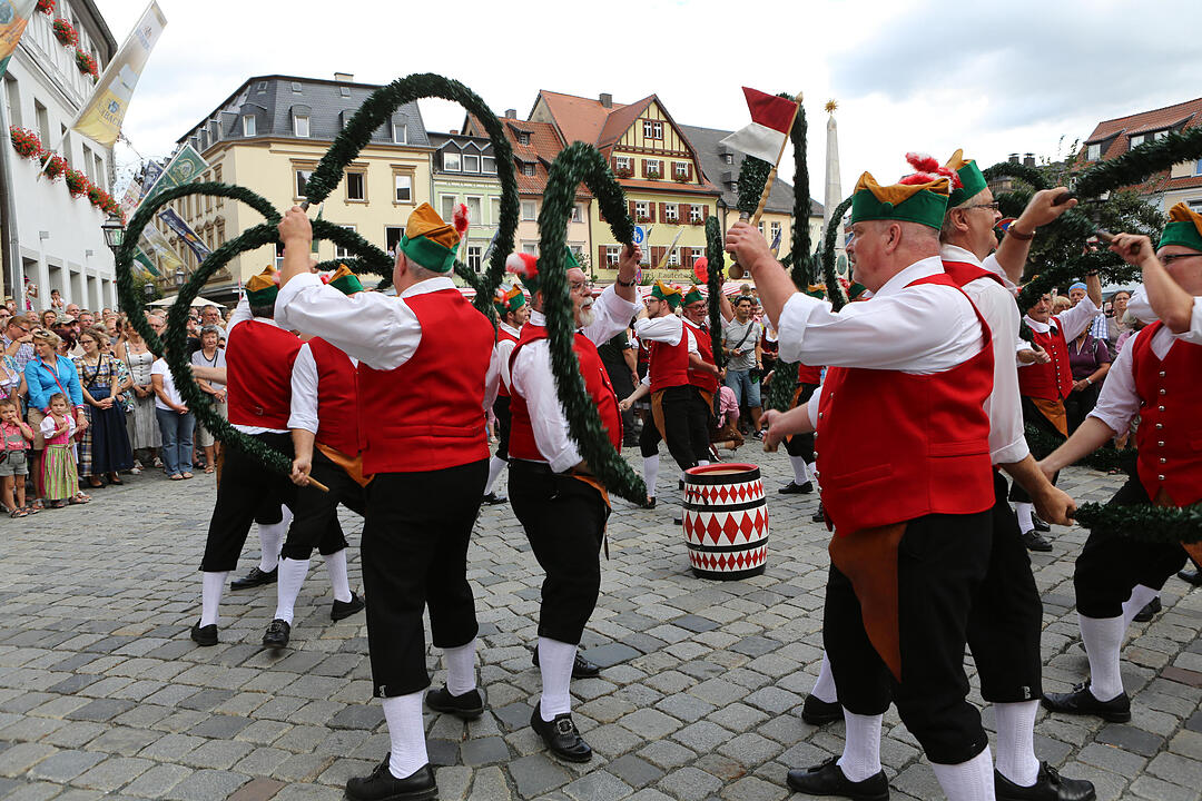 Eröffnung der Kulmbacher Bierwoche mit Büttnertanz und Bieranstich; Foto: Barbara Herbst