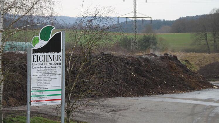 Die Einfahrt zur Kompostieranlage Eichner
