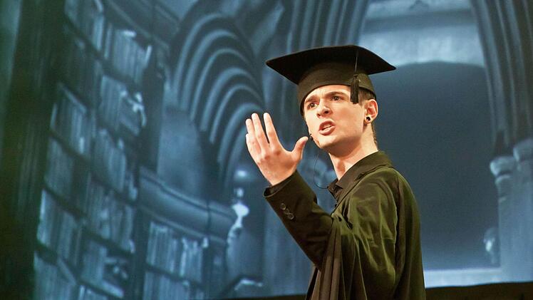 Florian Scheler beeindruckt als Sarastro