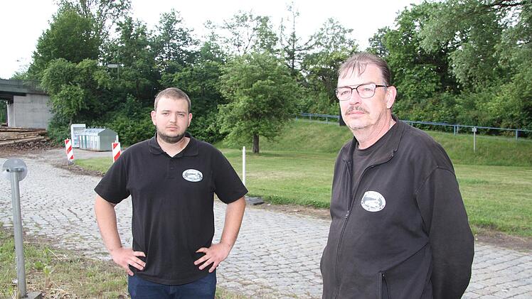 Christian-Udo Schulz (rechts) ist stolz auf seinen Sohn Justin, der instinktiv richtig reagiert hat.