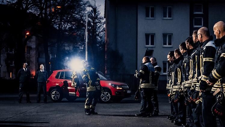 Erlangen: Feuerwehrmann wird mit besonderer Aktion verabschiedet