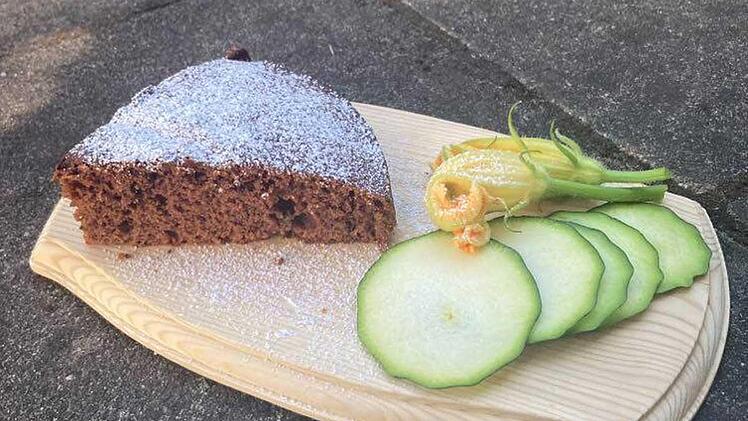 Zucchinischokokuchen.jpg