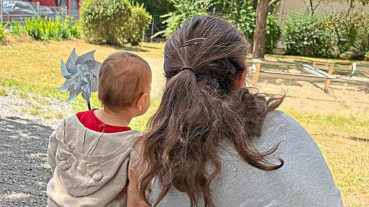Die M&uuml;tter nahmen mit ihren Kindern das Angebot gerne an.Michaela Mantel
