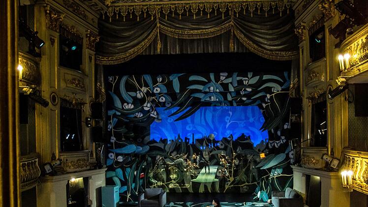 Probenszene aus Eduard Künneke "Der Vetter aus Dingsda" am Landestheater Coburg. Die Operette feiert am Sonntag, 5. Mai, Prremiere.Foto: Jochen Berger