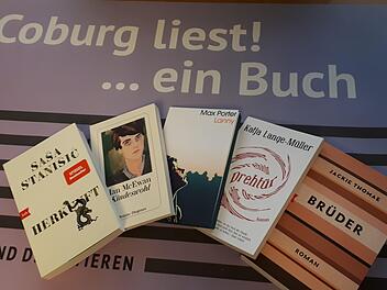 Diese fünf Romane stehen für Coburger Lese-Fans zur Auswahl bei der Abstimmung für "Coburg liest!"